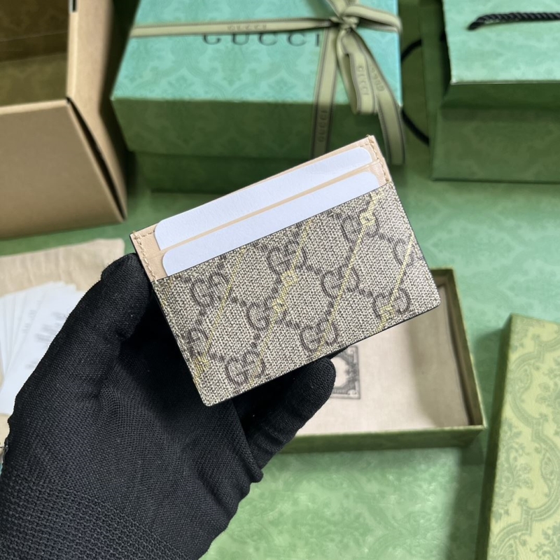 G*u*i wallets & purse